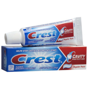 Crest Whitening Expressions Refreshing Vanilla Mint Toothpaste (6 OZ ...